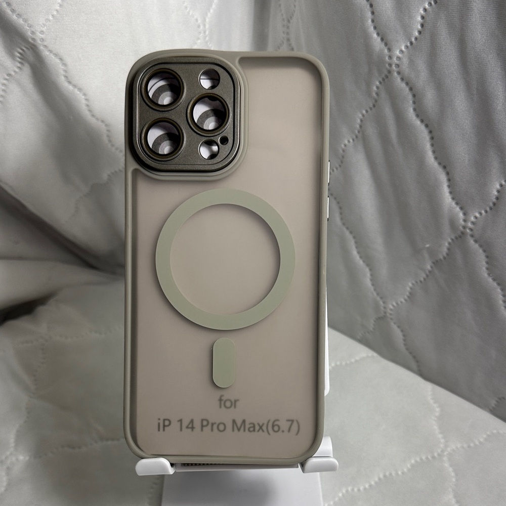 Koolife Silver iPhone 14 Pro Max Case
